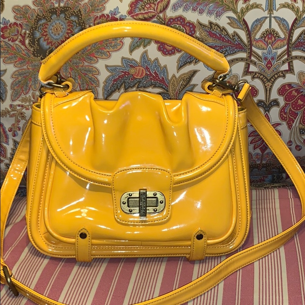 Burberry LONDON blue label  crossbody bag purse